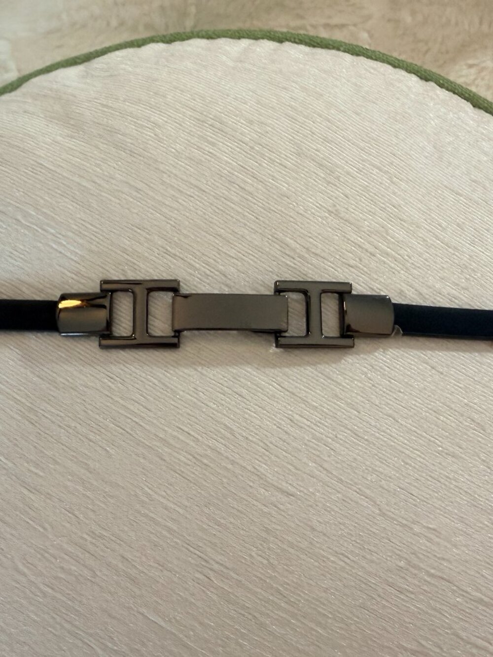 PU Leather 26"-31" Adjustable Skinny Belt, Black With Graphite Chrome Buckle